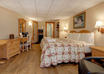 Lafayette Room 109