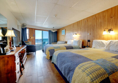 Lafayette Room 114
