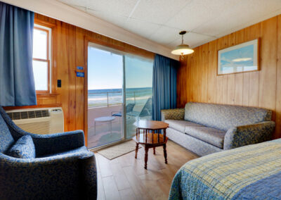 Lafayette Room 114