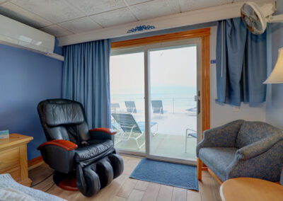 Lafayette Oceanfront Room 117