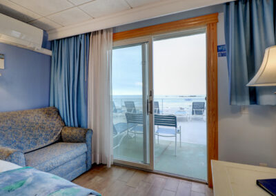 Lafayette's Oceanfront Resort Room 119