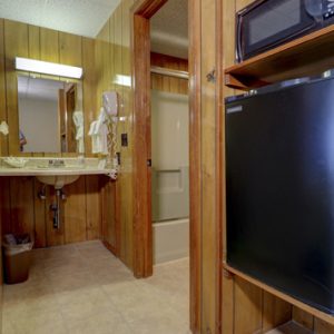 160 Vanity Area