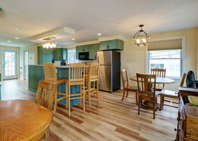 Kitchen & Dining Table