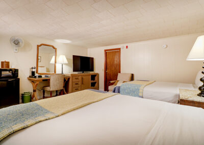 oxcart4bedcorner